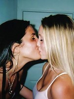 girls kissing megamix 111